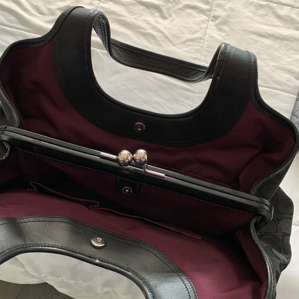 Coach Handbag - Picture 3 of 4